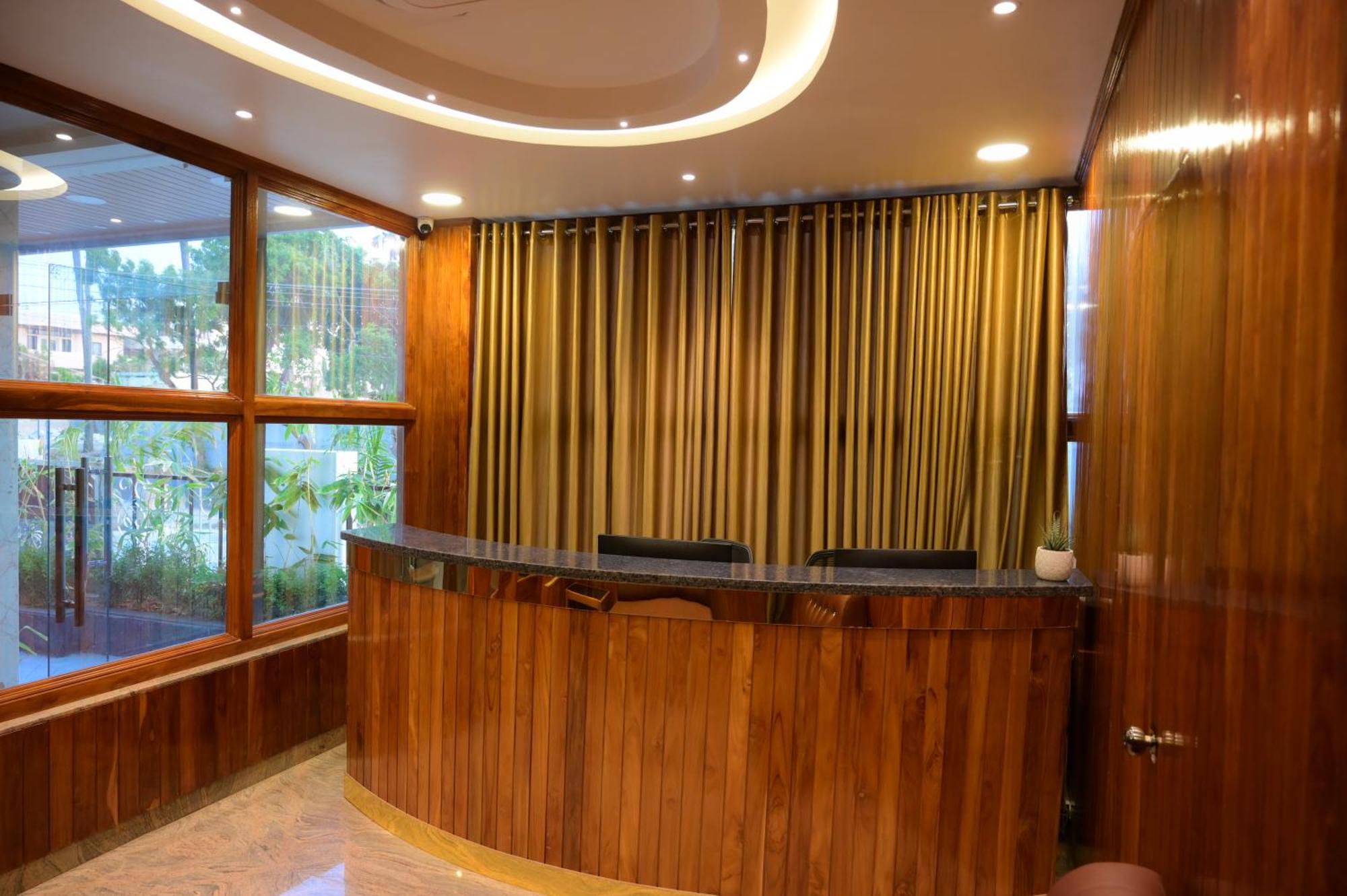 Ramraj Resort Kanyakumari Buitenkant foto