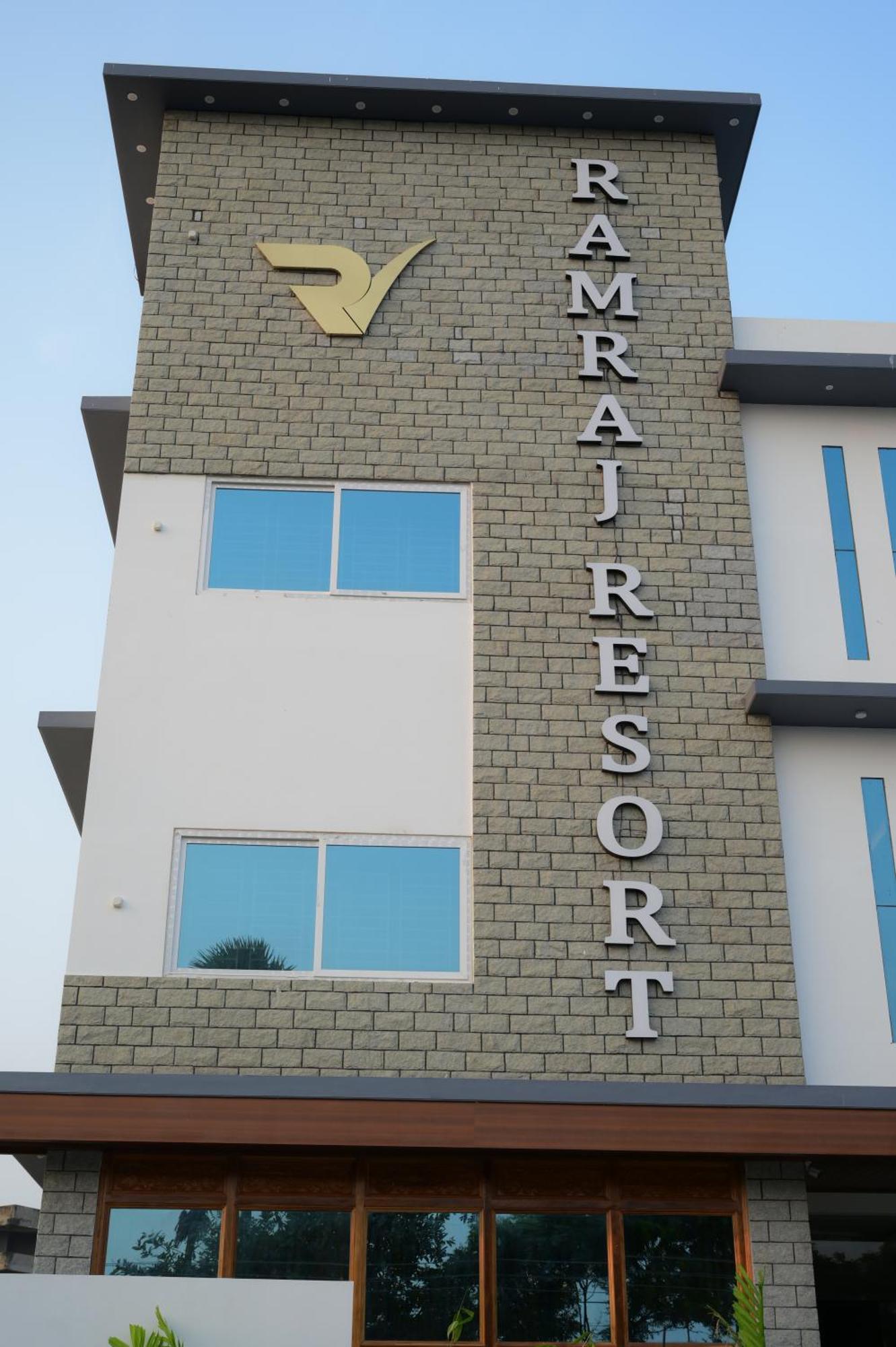Ramraj Resort Kanyakumari Buitenkant foto
